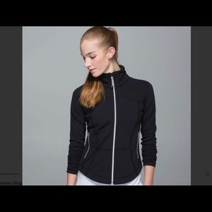 COPY - Lululemon shape jacket size 10